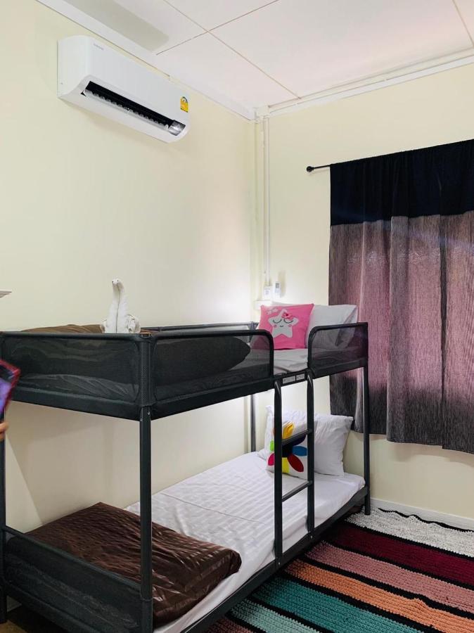 Baan Mae Somkid Homestay Sukhothai Bagian luar foto